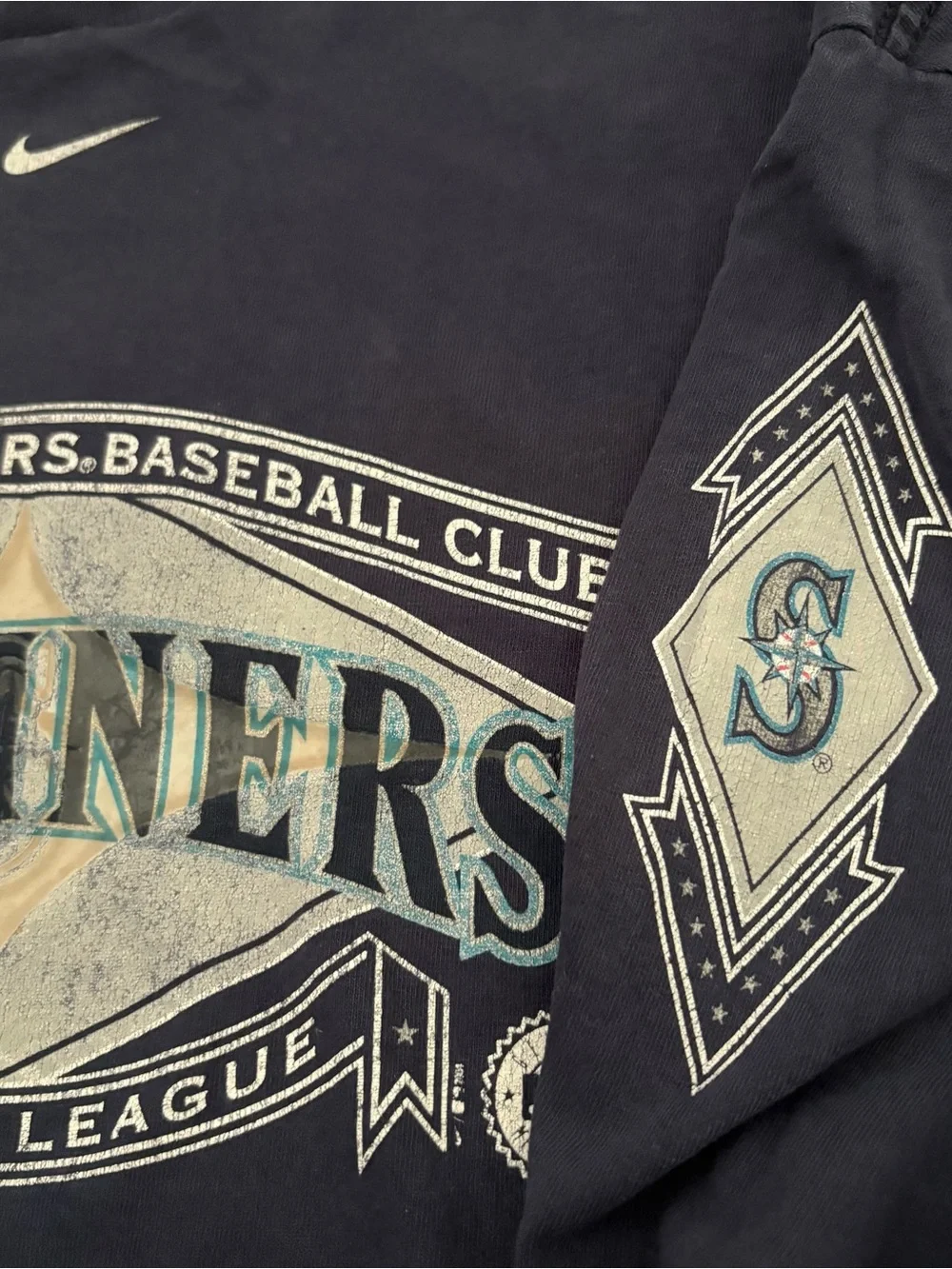 Vintage Seattle Mariners Nike Center Swoosh Embroidered Navy Blue Long Sleeve L